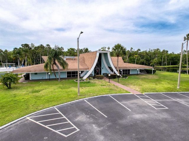 5050 DAMSEN CIRCLE, New Port Richey, FL 34653