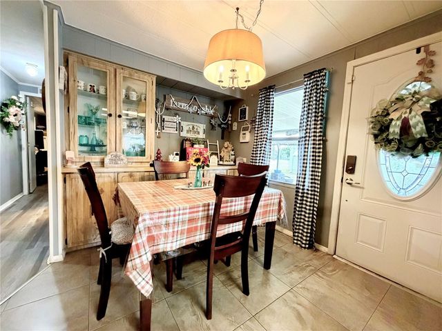 5050 DAMSEN CIRCLE, New Port Richey, FL 34653