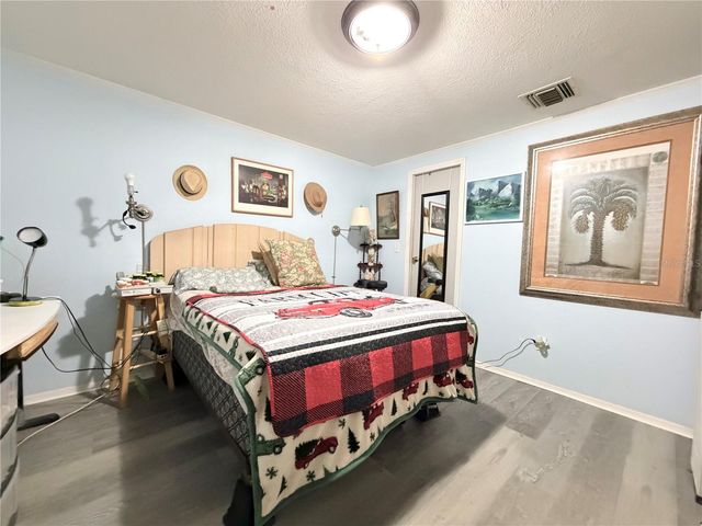 5050 DAMSEN CIRCLE, New Port Richey, FL 34653