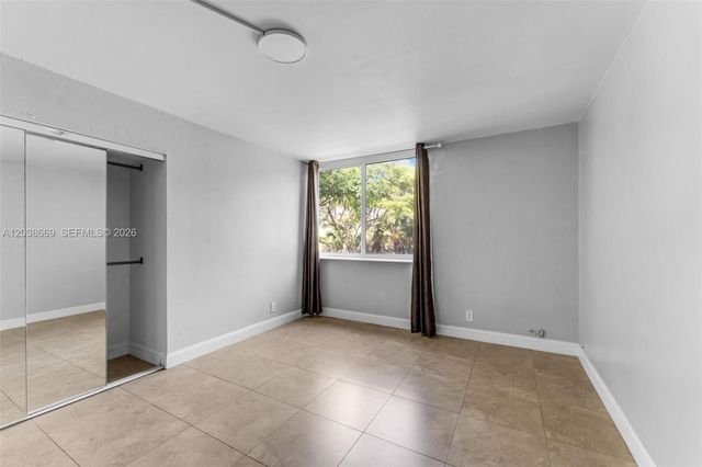 9001 SW 77th Ave C202, Miami, FL 33156