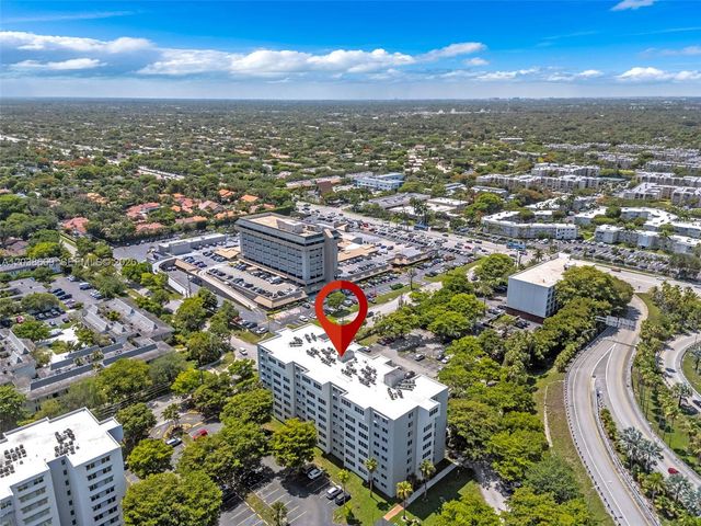 9001 SW 77th Ave C202, Miami, FL 33156