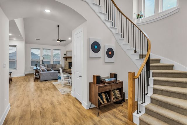 1723 Holly Oak Way, Fate, TX 75087