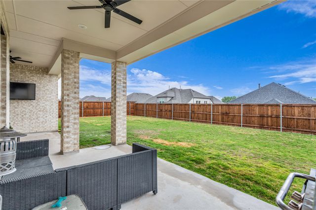 1723 Holly Oak Way, Fate, TX 75087