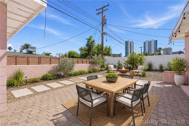 2105 Santa Paula Drive, Las Vegas, NV 89104