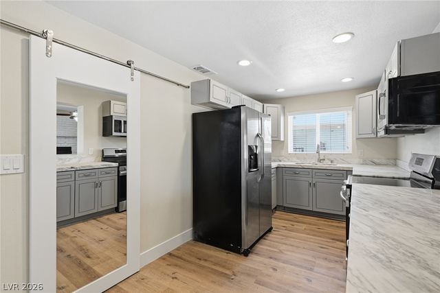 2105 Santa Paula Drive, Las Vegas, NV 89104
