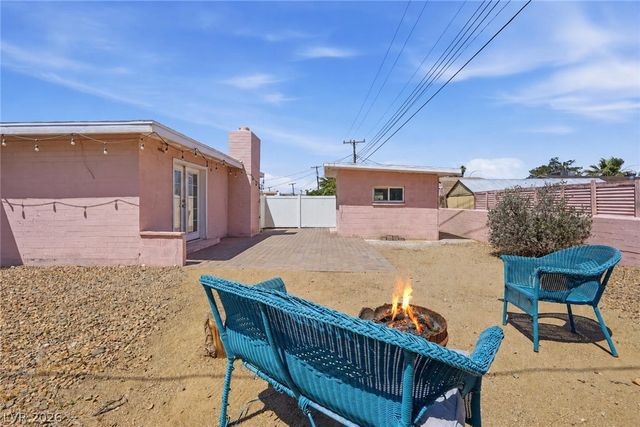 2105 Santa Paula Drive, Las Vegas, NV 89104