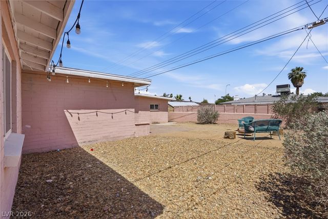 2105 Santa Paula Drive, Las Vegas, NV 89104
