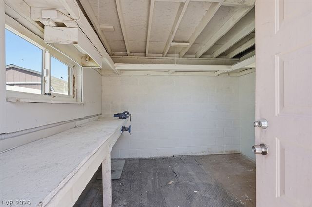 2105 Santa Paula Drive, Las Vegas, NV 89104