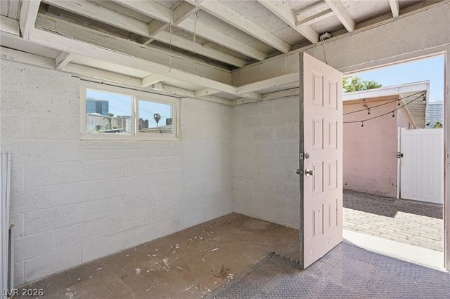 2105 Santa Paula Drive, Las Vegas, NV 89104