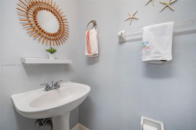 13861 SW 273rd Ter, Homestead, FL 33032