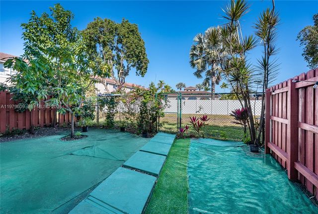 13861 SW 273rd Ter, Homestead, FL 33032