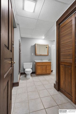 2621 N 44th Street, Lincoln, NE 68504