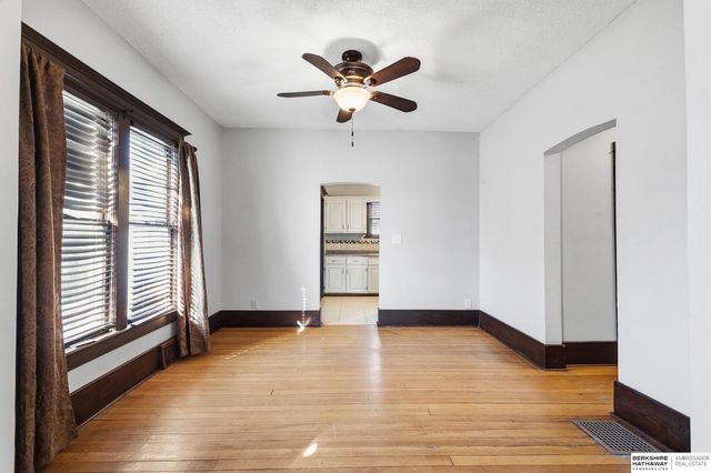 2621 N 44th Street, Lincoln, NE 68504