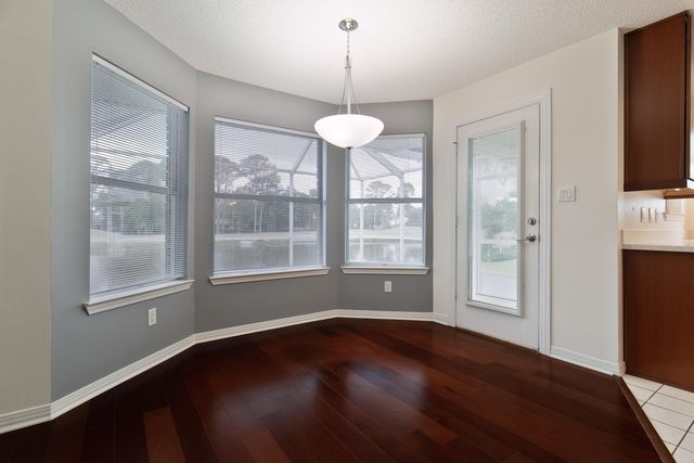 946 Shalimar Point Drive, Shalimar, FL 32579