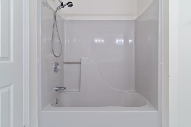 946 Shalimar Point Drive, Shalimar, FL 32579