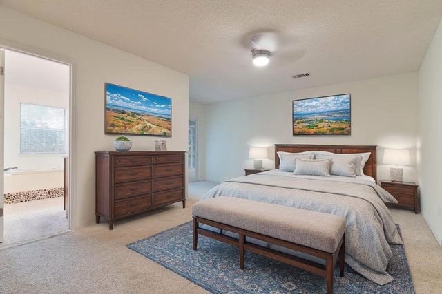 946 Shalimar Point Drive, Shalimar, FL 32579