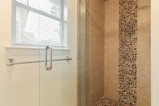 946 Shalimar Point Drive, Shalimar, FL 32579