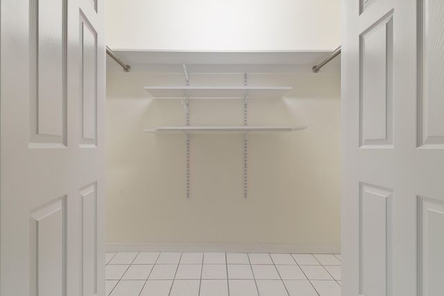 946 Shalimar Point Drive, Shalimar, FL 32579