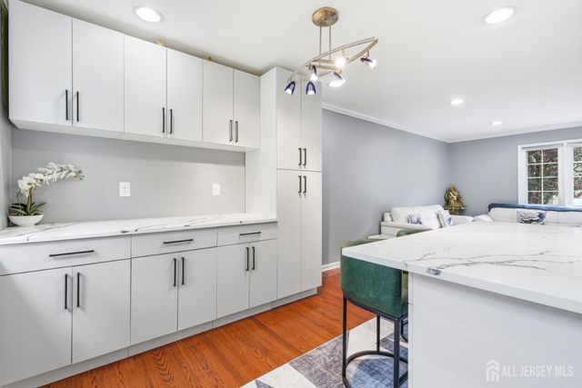 44 Lamar Avenue, Edison, NJ 08820