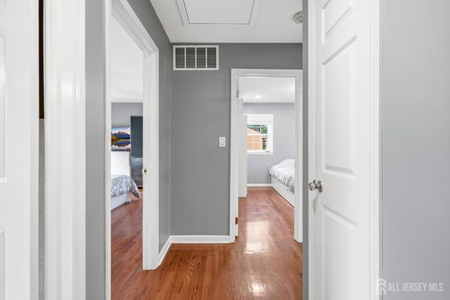 44 Lamar Avenue, Edison, NJ 08820