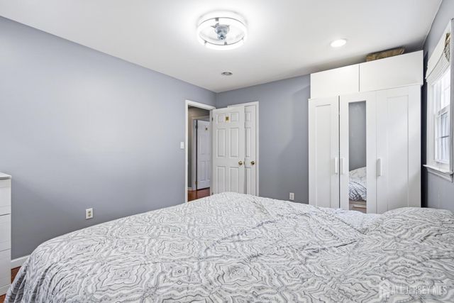 44 Lamar Avenue, Edison, NJ 08820