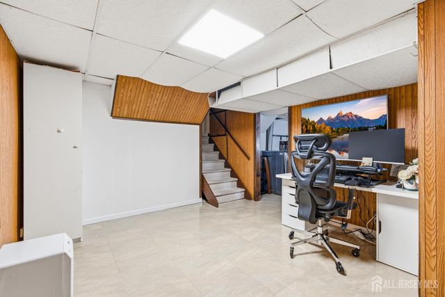 44 Lamar Avenue, Edison, NJ 08820