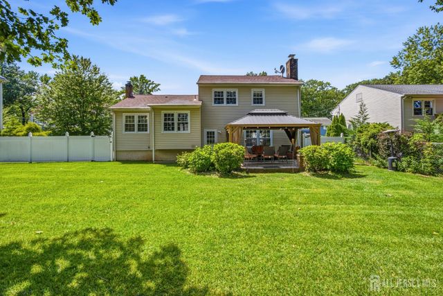 44 Lamar Avenue, Edison, NJ 08820