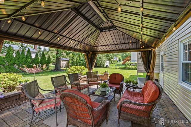 44 Lamar Avenue, Edison, NJ 08820