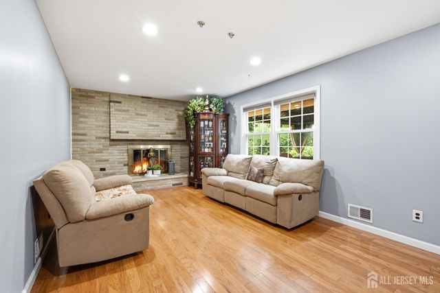 44 Lamar Avenue, Edison, NJ 08820