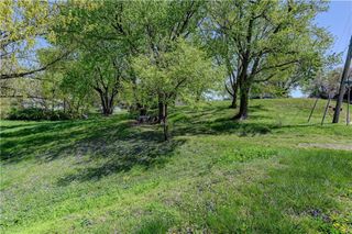 325 A Street, St Joseph, MO 64501