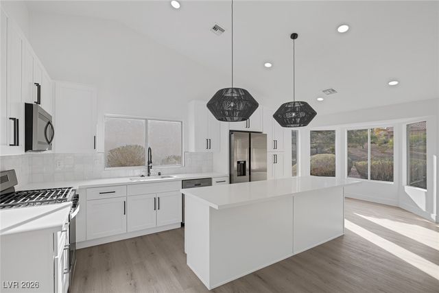 2521 Big Timber Drive, Las Vegas, NV 89134