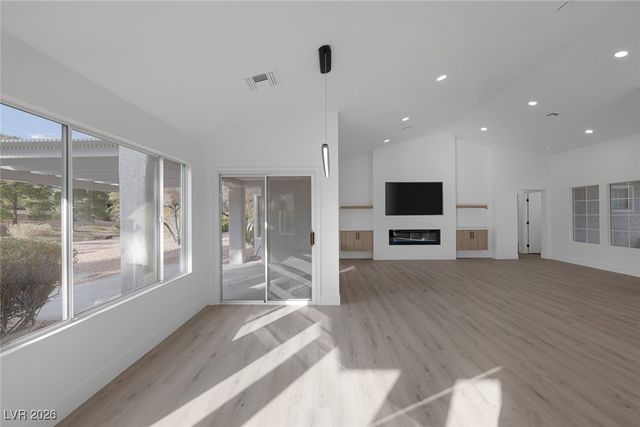 2521 Big Timber Drive, Las Vegas, NV 89134