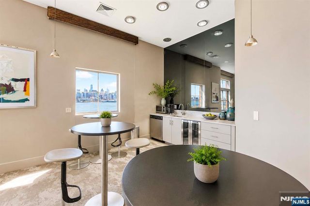 26 Ave At Port Imperial 424, West New York, NJ 07093