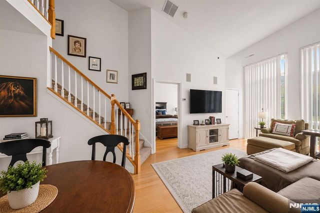 26 Ave At Port Imperial 424, West New York, NJ 07093