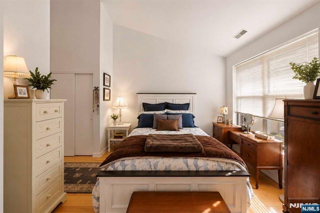 26 Ave At Port Imperial 424, West New York, NJ 07093