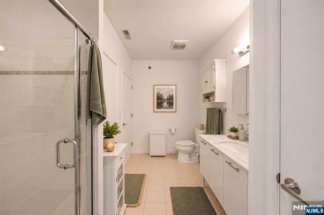 26 Ave At Port Imperial 424, West New York, NJ 07093