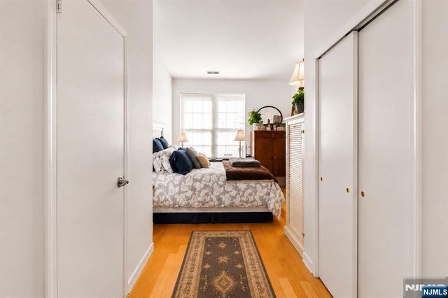 26 Ave At Port Imperial 424, West New York, NJ 07093