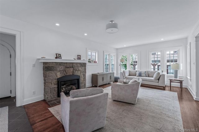 340 Manor Road, Douglaston, NY 11363