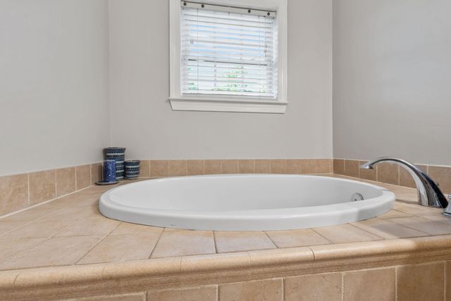 371 Broadleaf Drive, Summerville, SC 29486