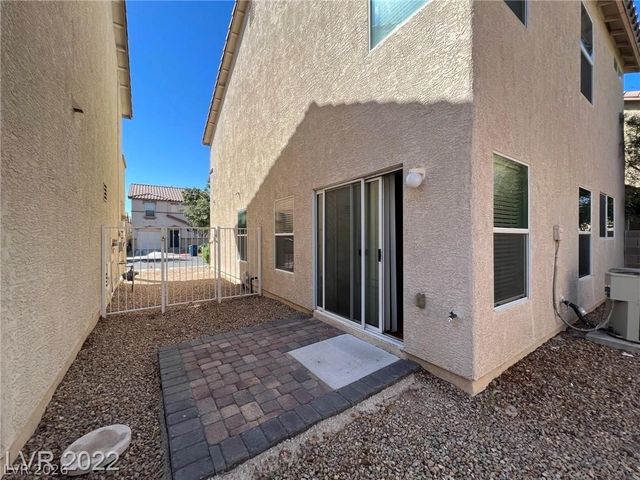 7320 Camden Pine Avenue, Las Vegas, NV 89129