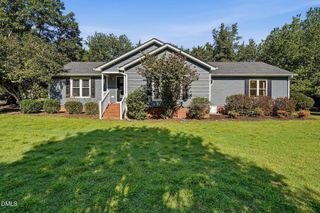 100 Farmington Drive, Clayton, NC 27520