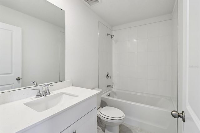 807 SUNSHOWER DRIVE, Lady Lake, FL 32159