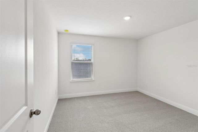 807 SUNSHOWER DRIVE, Lady Lake, FL 32159