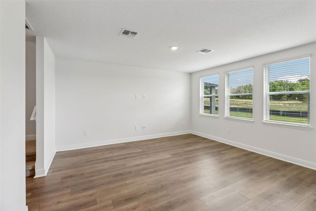 807 SUNSHOWER DRIVE, Lady Lake, FL 32159