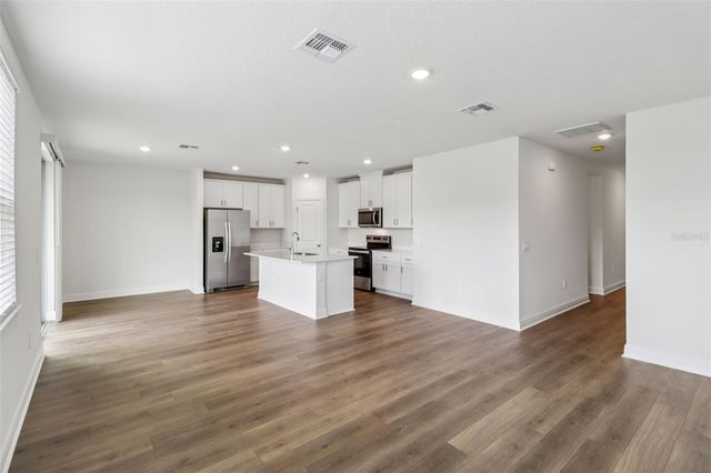 807 SUNSHOWER DRIVE, Lady Lake, FL 32159