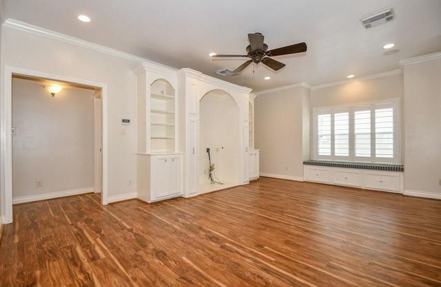 7626 E Jordan Cove, Houston, TX 77055