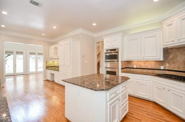 7626 E Jordan Cove, Houston, TX 77055