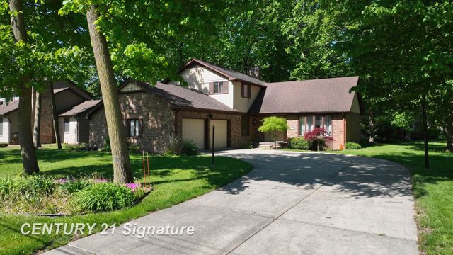 2765 Clairmount Drive, Saginaw, MI 48603