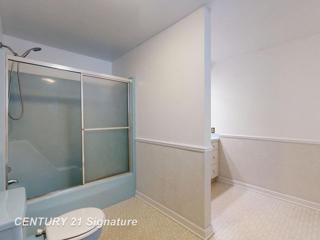 2765 Clairmount Drive, Saginaw, MI 48603