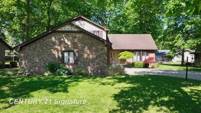 2765 Clairmount Drive, Saginaw, MI 48603
